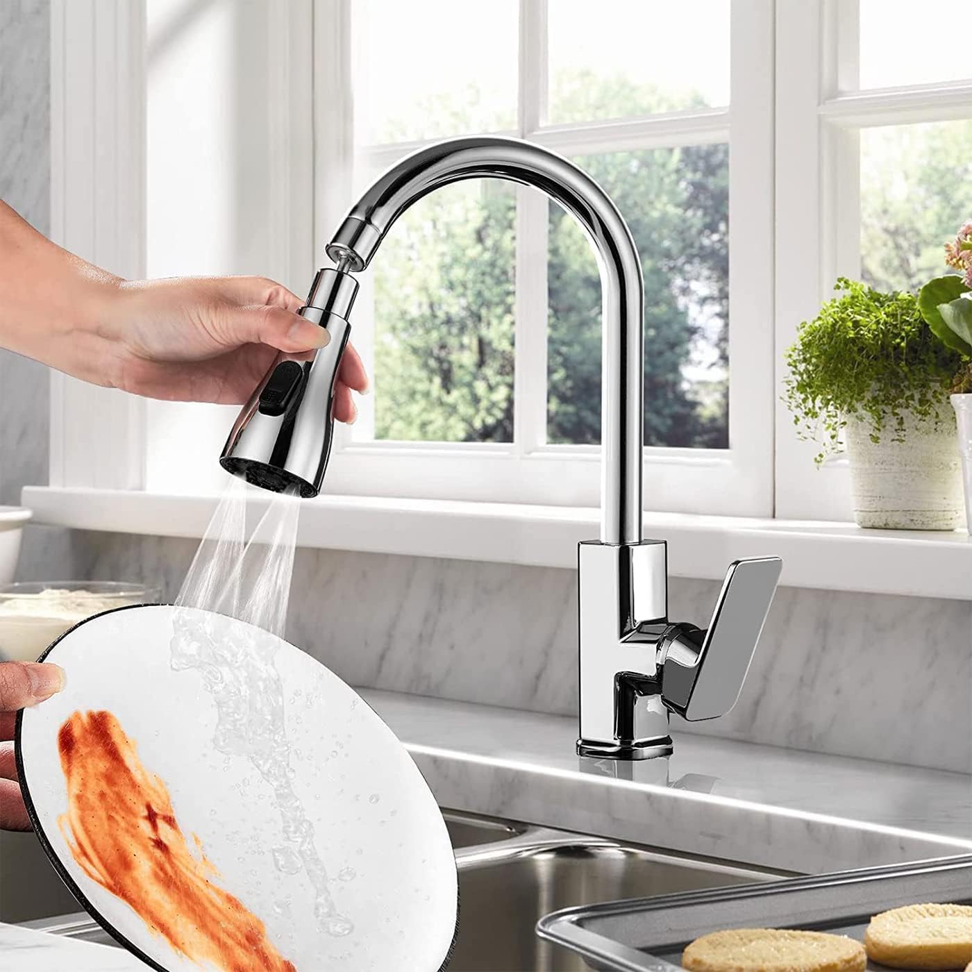 Universal 360° Rotating Kitchen Faucet Extender